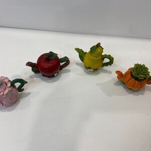 AVON Mini teapots Harvest collection (Resin). 2" height